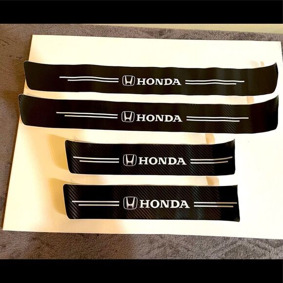 Honda threshold protector in white & black set of 4 NWT - Picture 1 of 12